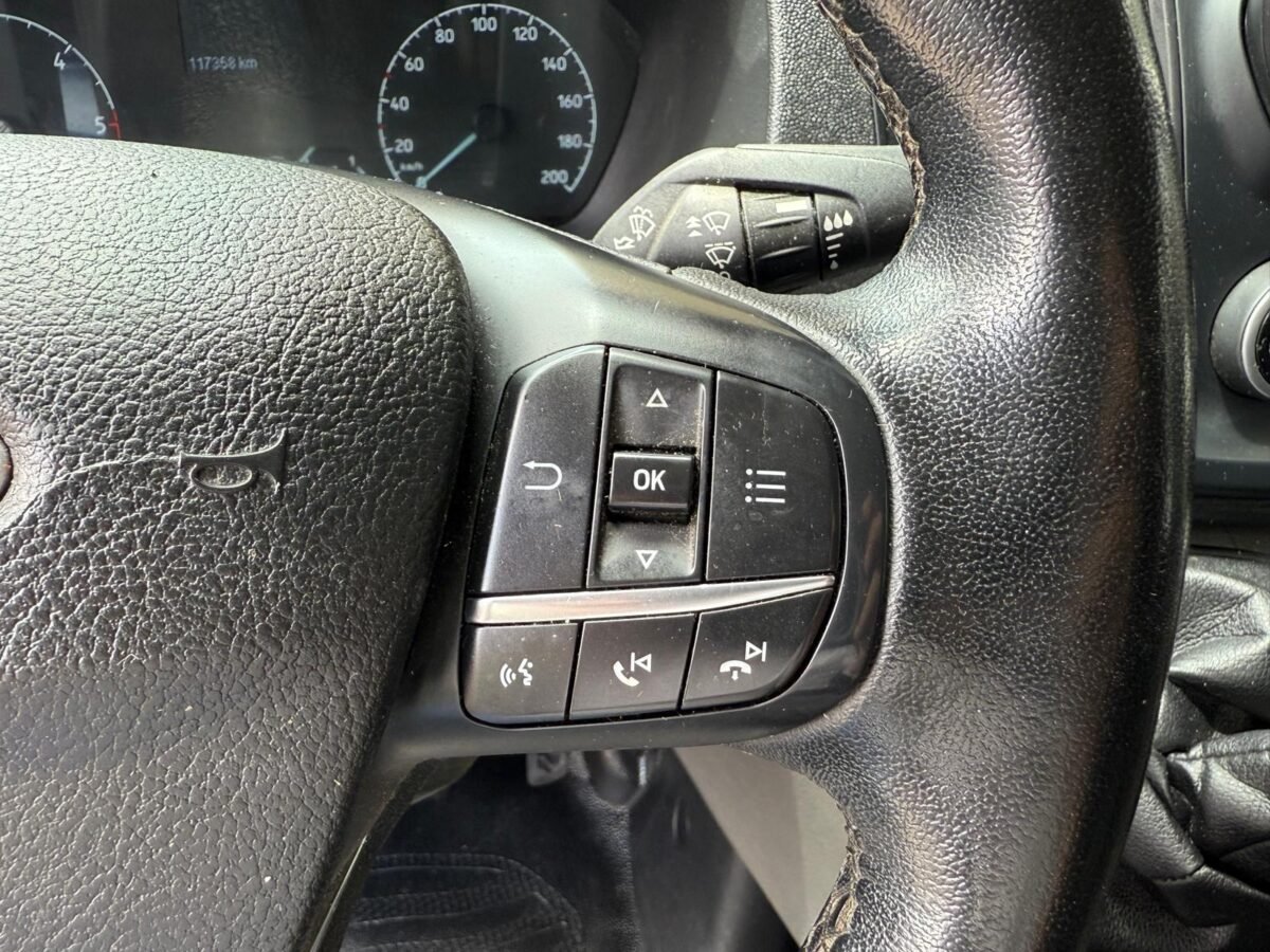 FORD Transit FORDCUSTOM 2.0 TDCI  9 PLAZAS 