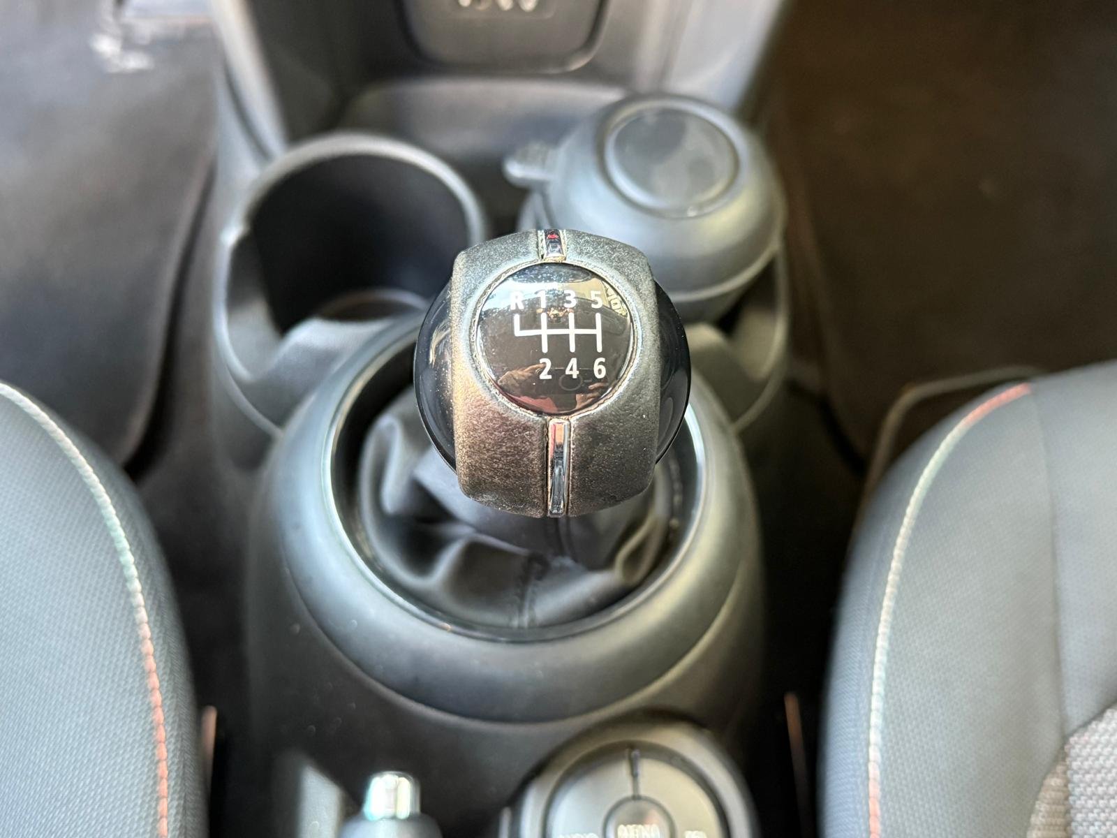 MINI COOPER D 5 PUERTAS