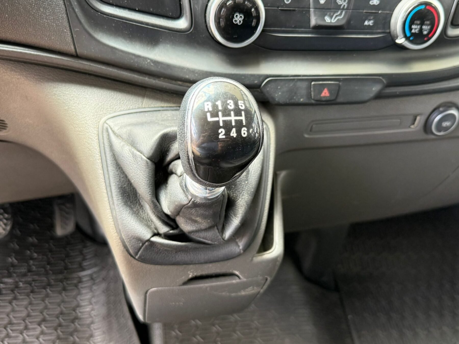 FORD Transit CUSTOM VAN 2.0 TDCI
