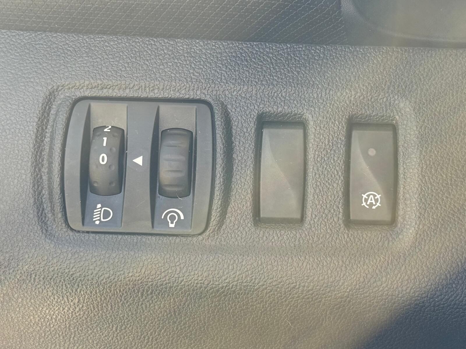 RENAULT Clío  BUSINESS 1.5dCi
