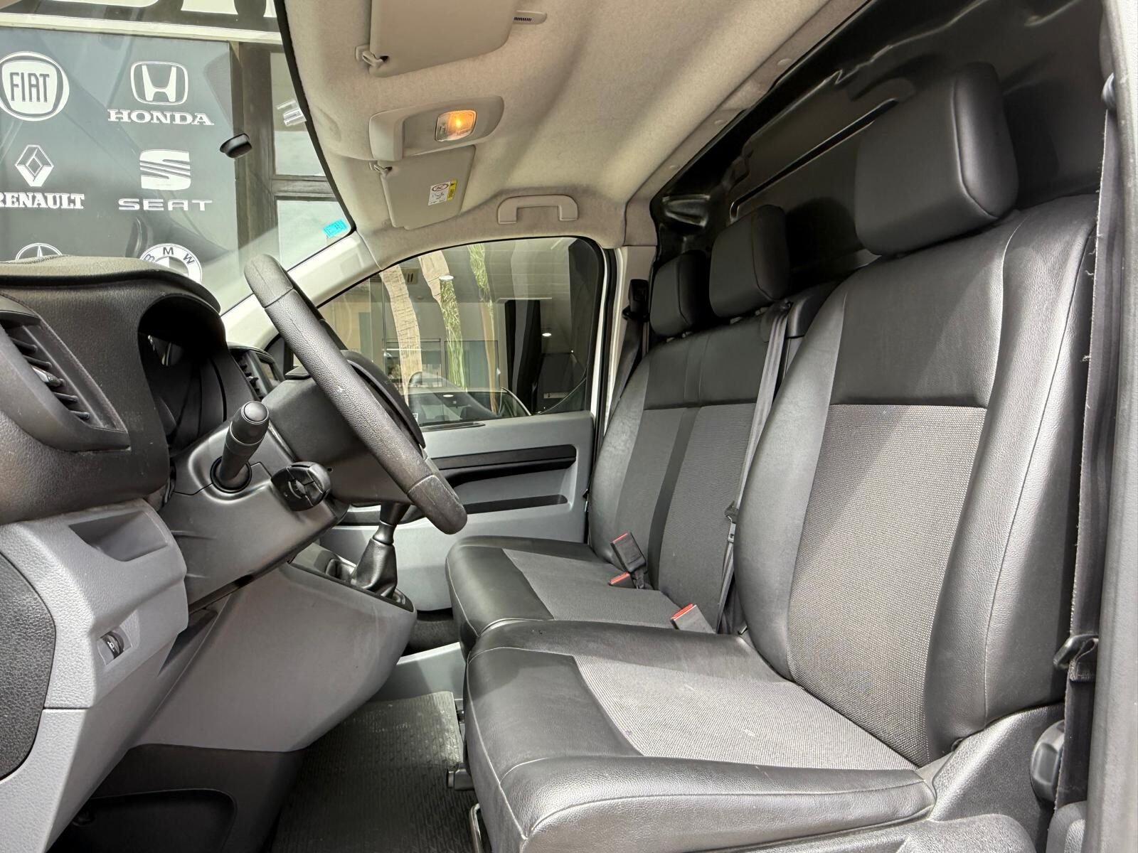 PEUGEOT Expert  1.5BlueHDi Pro 