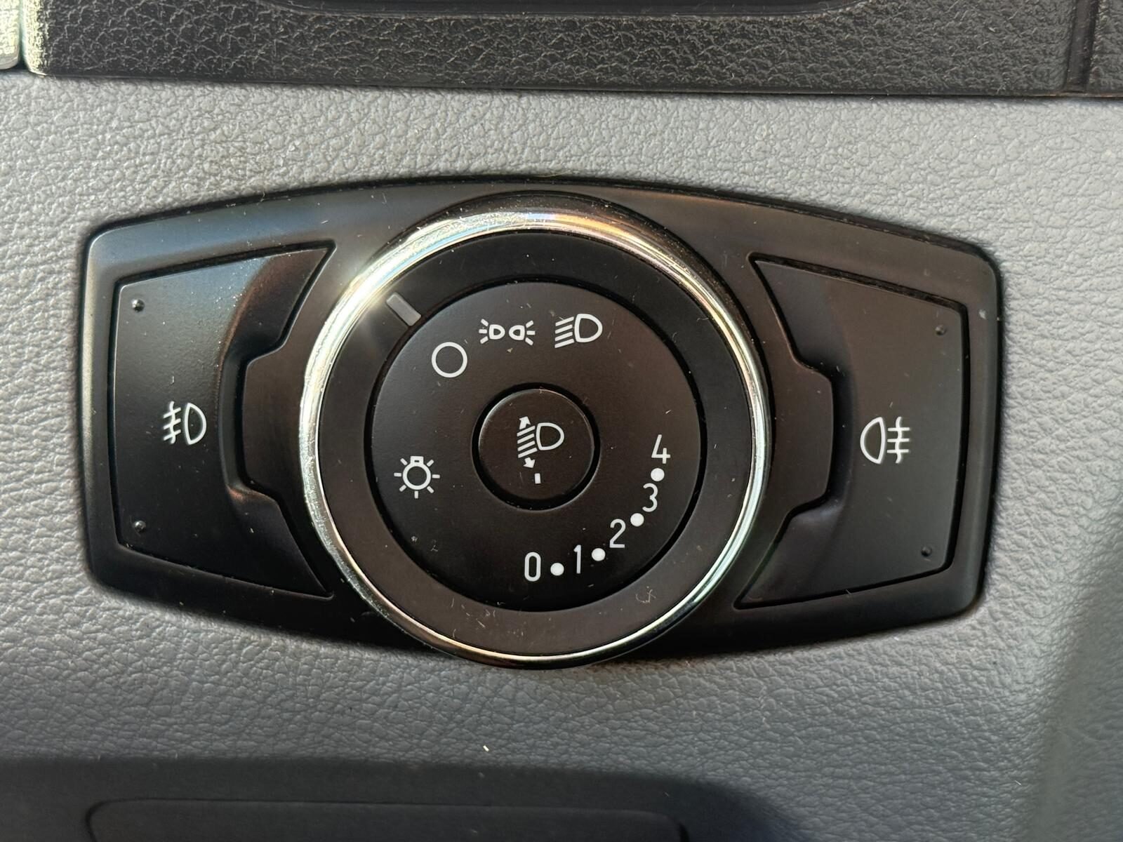 FORD Transit Furgón 350 2.0 TDCi  L2