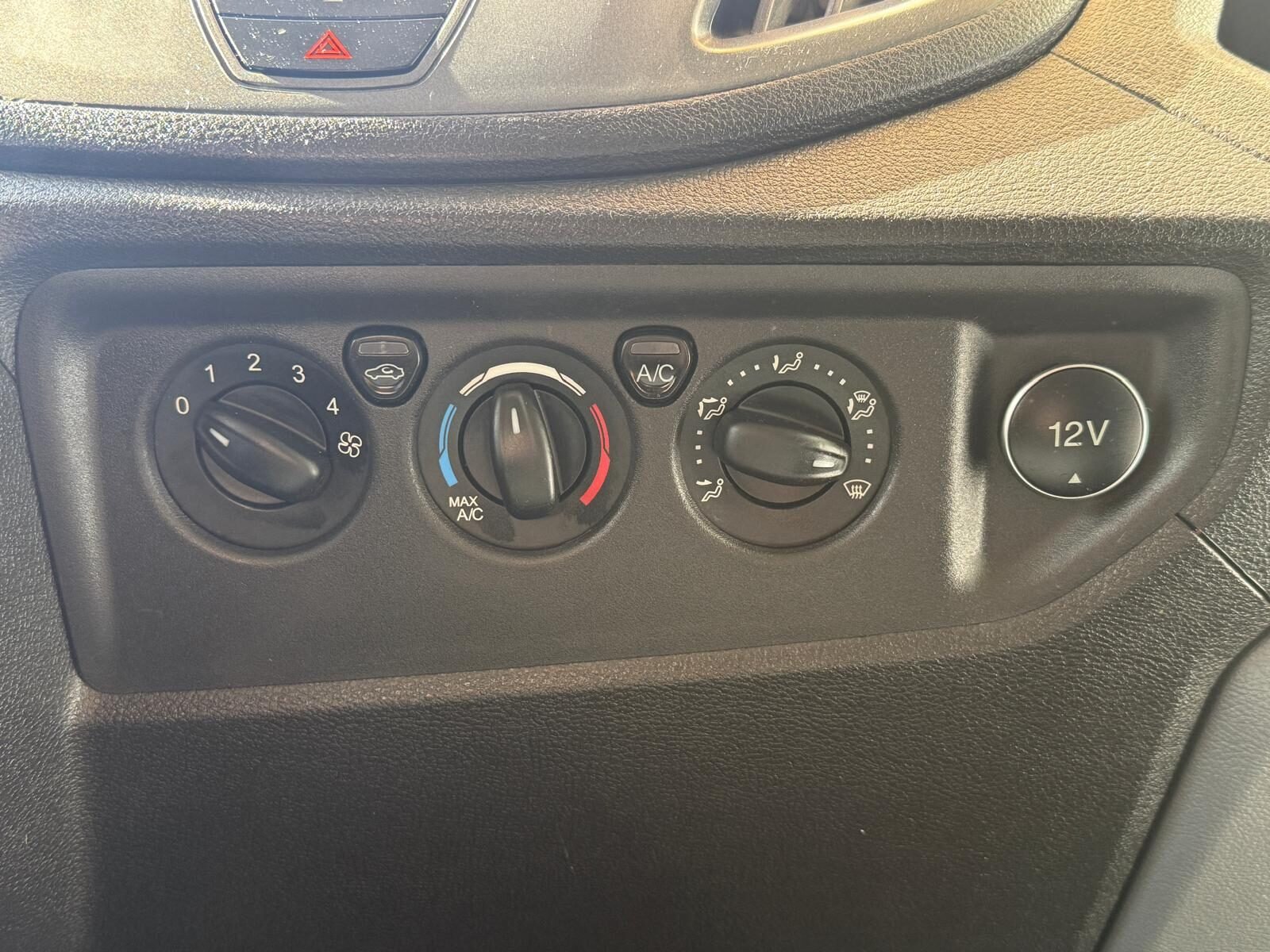 FORD Transit Furgón 350 2.0 TDCi  L2