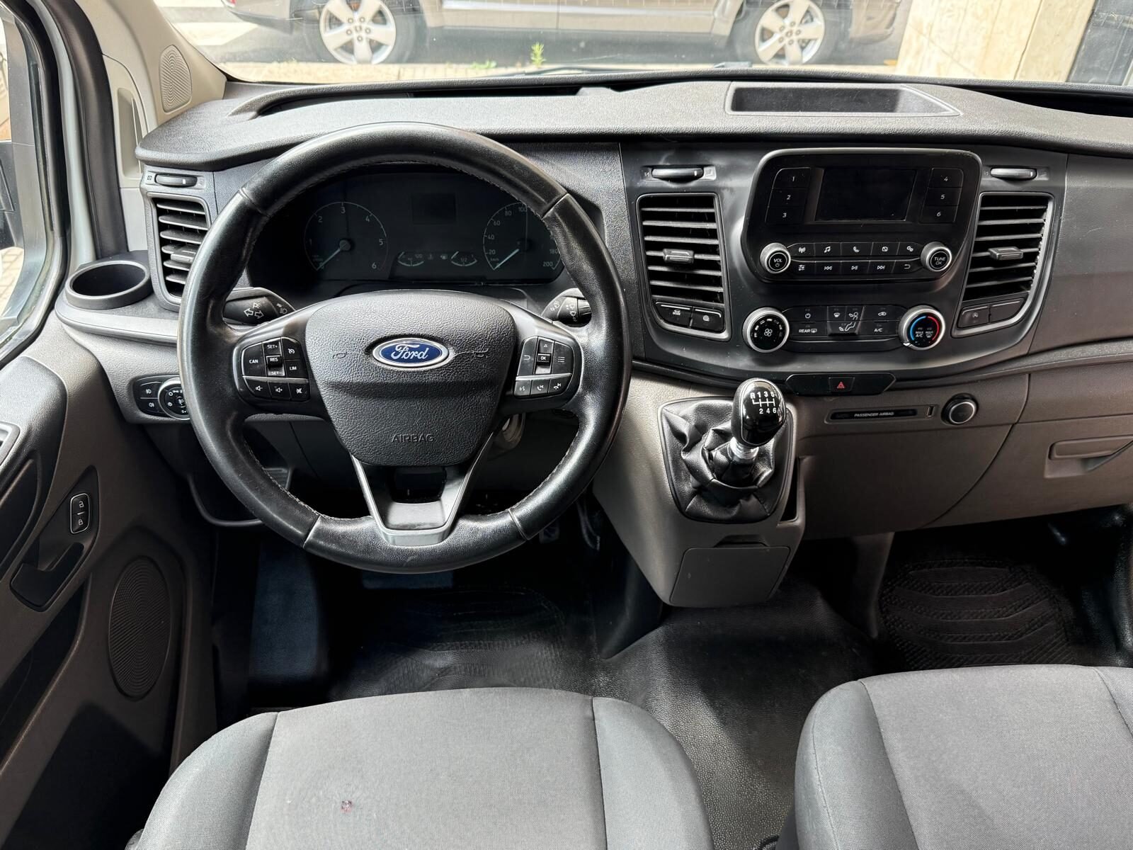 FORD Transit Custom Kombi 2.0TDCI 