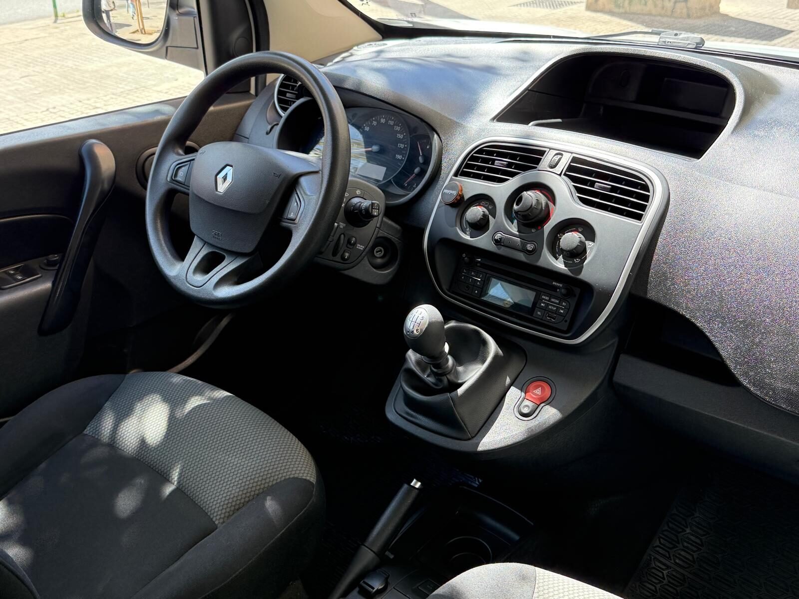 RENAULT Kangoo 1.5 BLUE DCI 95cv M1 6 VELOCIDADES