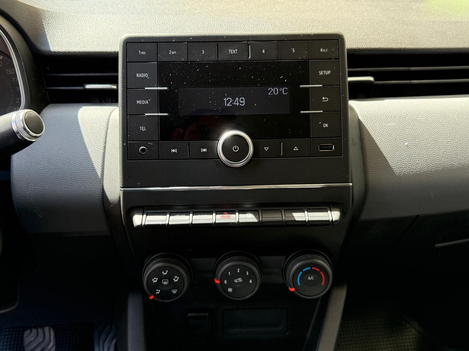 RENAULT Clío 1.5 BLUE DCI BUSINESS 85cv 6 velocidades