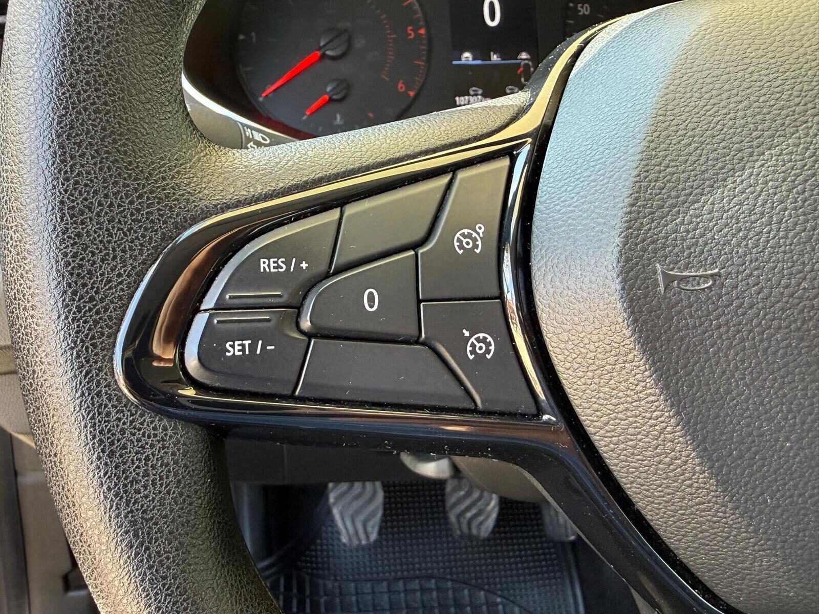 RENAULT Clío 1.5 BLUE DCI BUSINESS 85cv 6 velocidades