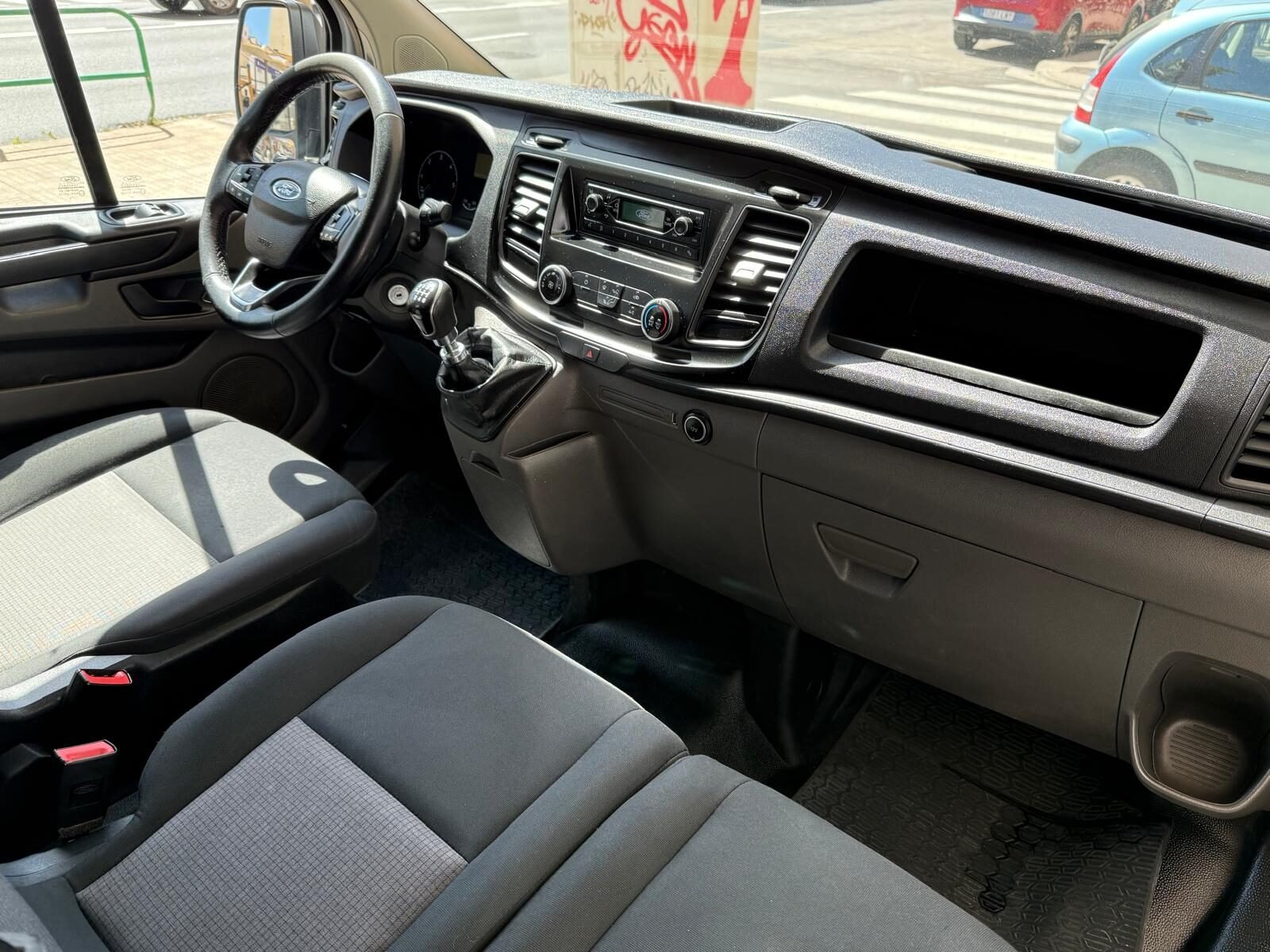 FORD Custom TRANSIT CUSTOM VAN 2.0TDCi 6 PLAZAS