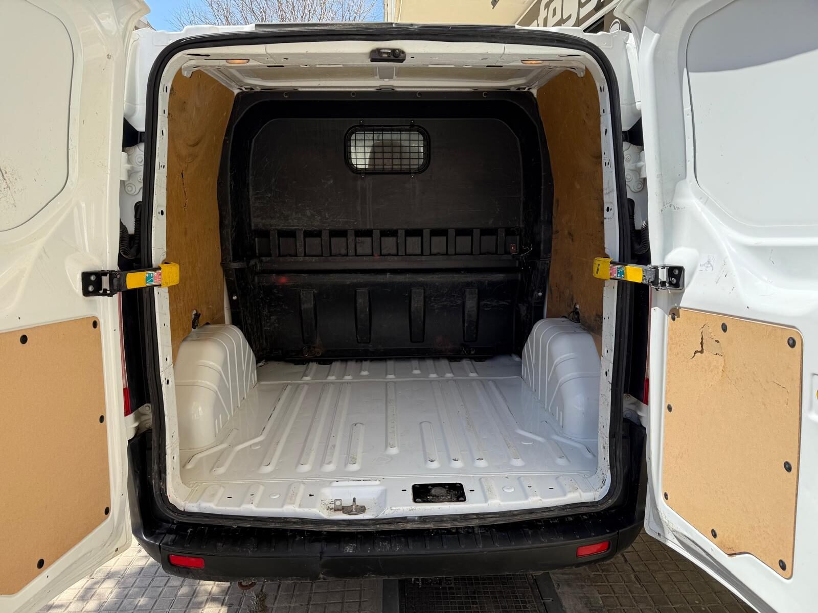 FORD Custom TRANSIT CUSTOM VAN 2.0TDCi 6 PLAZAS
